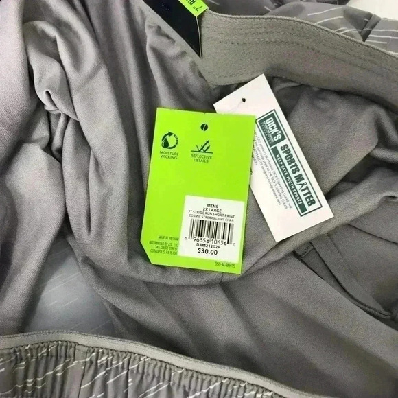 DSG 7" INSEAM RUN SHORTS ATHLETIC FIT REFLECTIVE DETAILS GRAY MENS SIZE 2XL - Picture 2 of 9